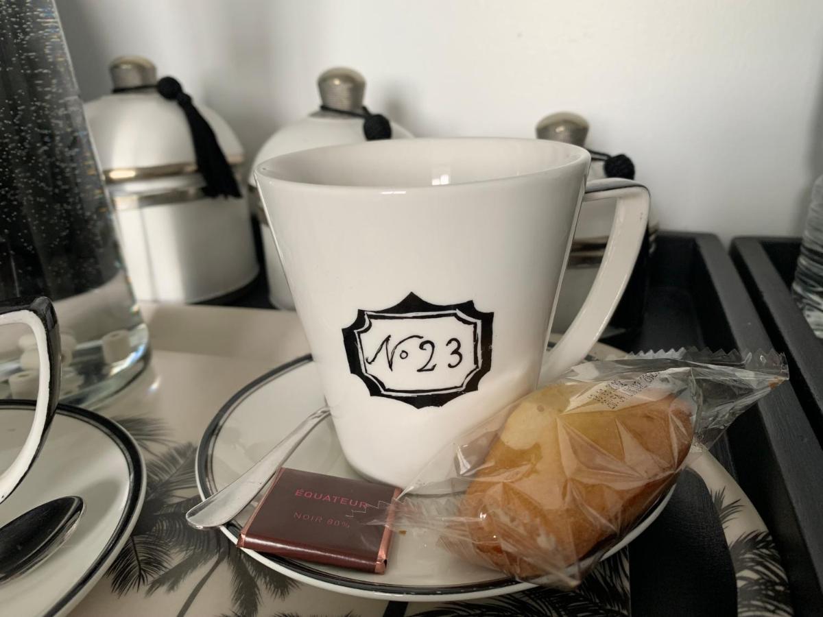 Chambre Au Petit Chateau 图尔昆 外观 照片