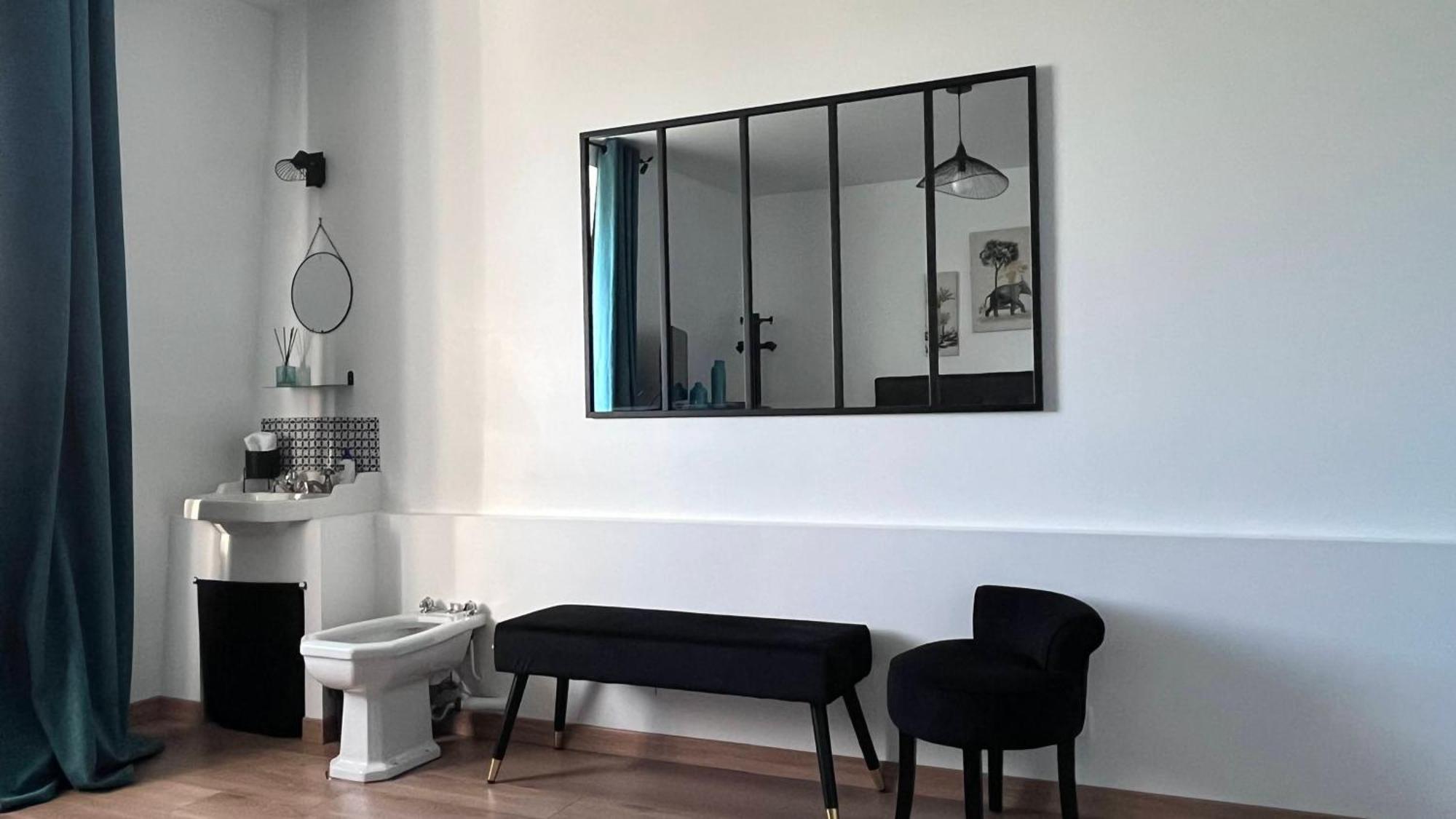 Chambre Au Petit Chateau 图尔昆 外观 照片